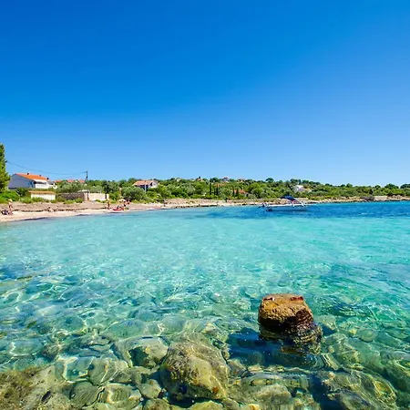 Pearl Of Adriatic * Mali Drvenik